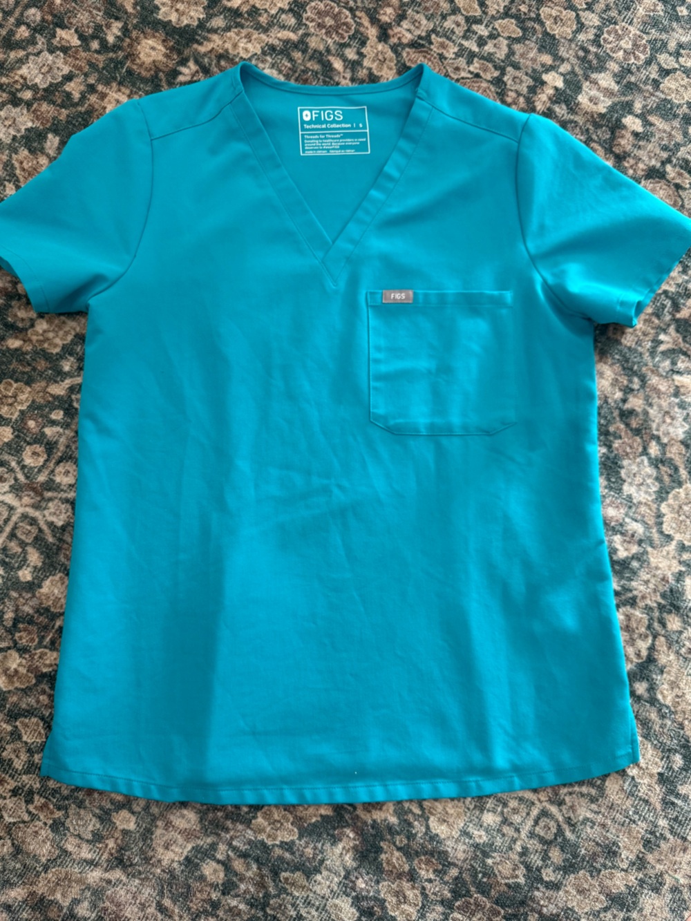 FIGS Catarina Scrub Top